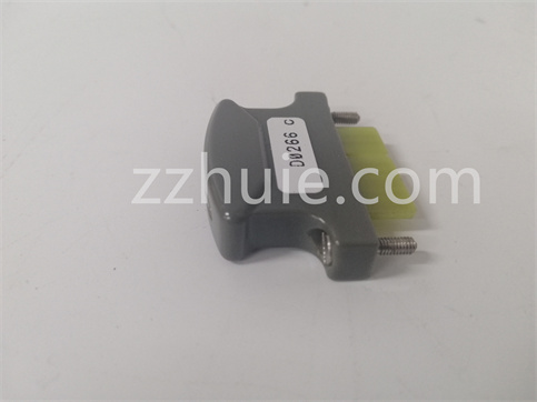MOOG M128-010-A001 02.jpg