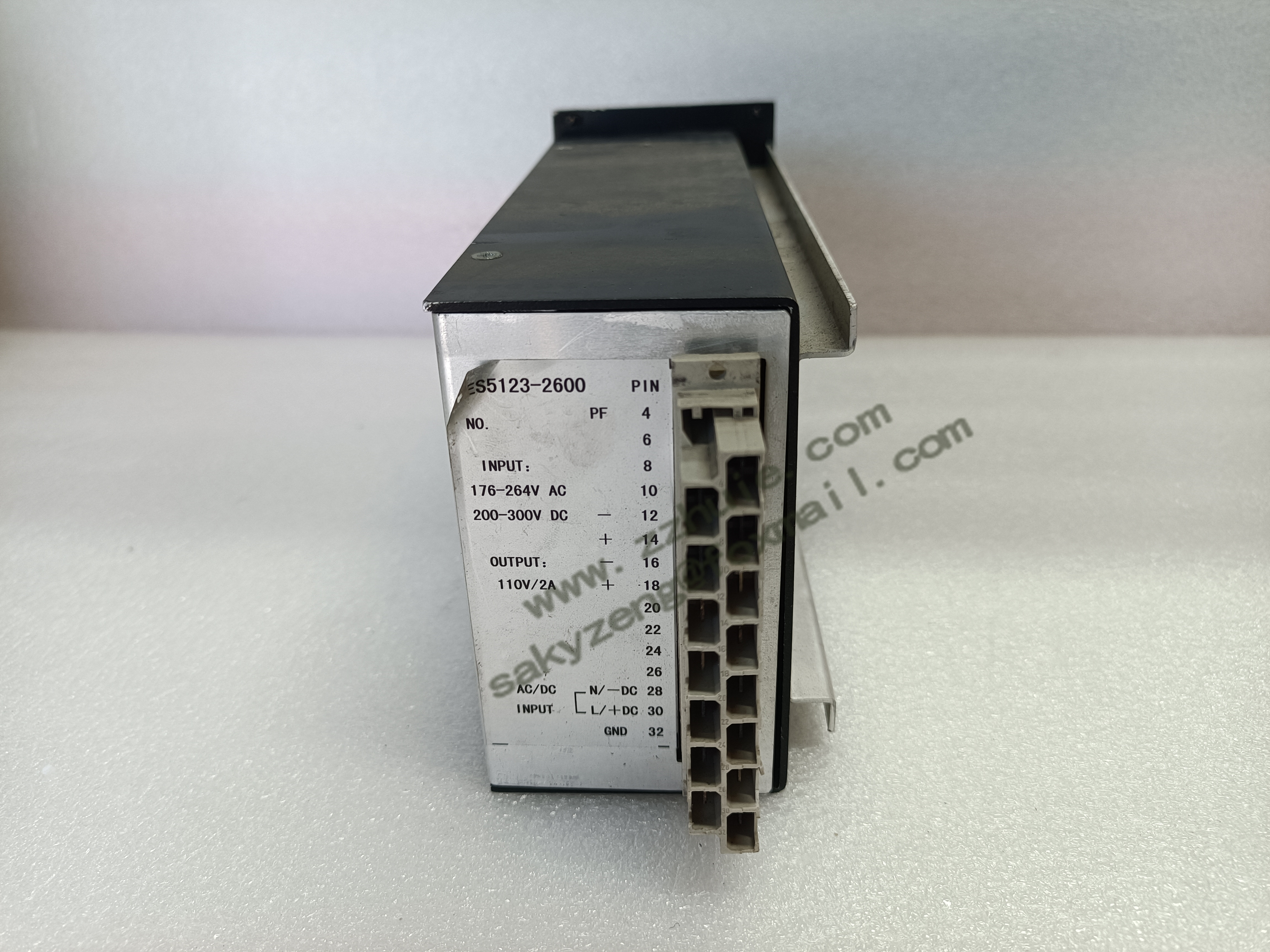 WES5123-260002.jpg
