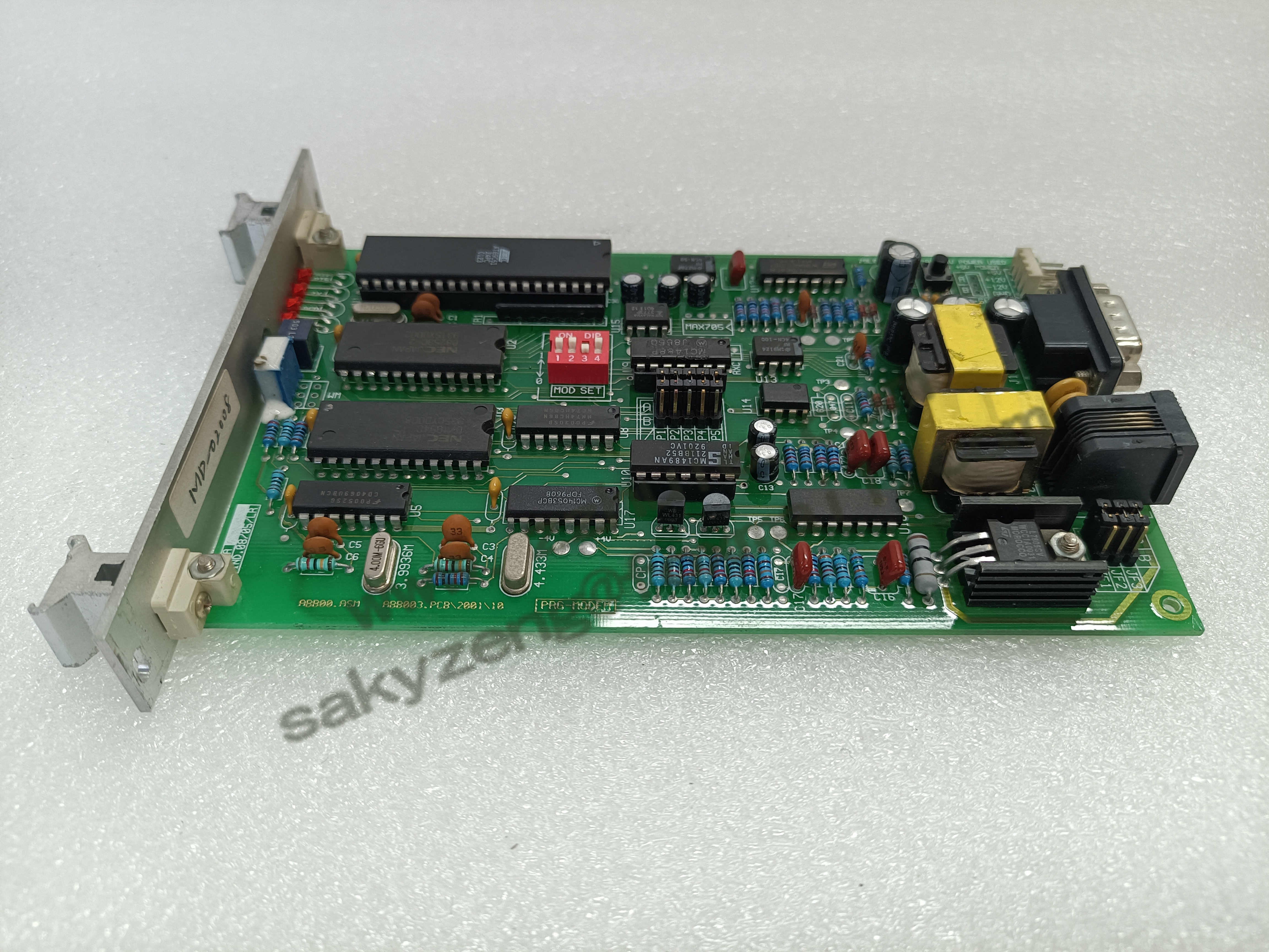PRG-MODEM04.jpg