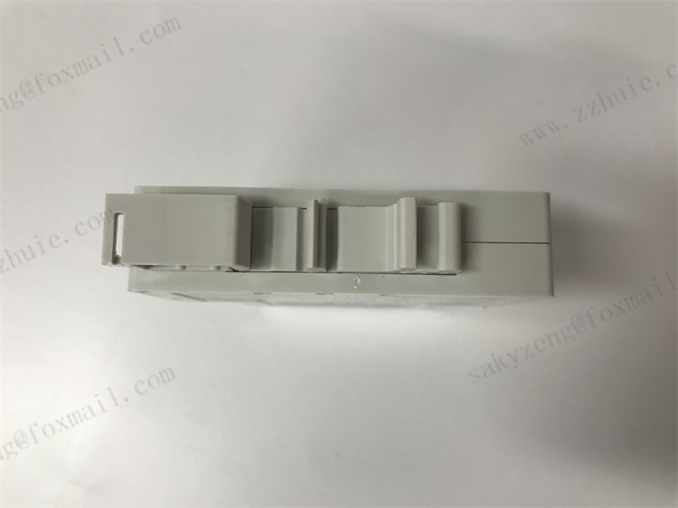 H413503.jpg